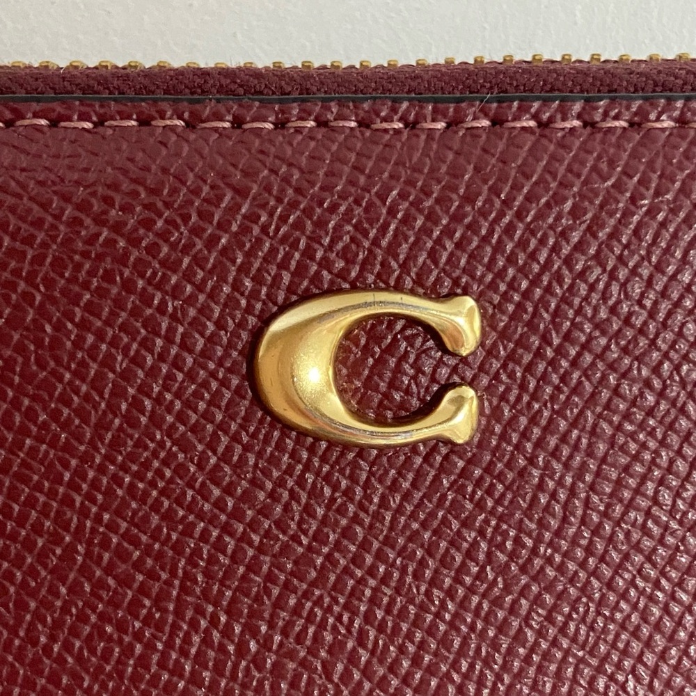 LikeNew $225 COACH Continental ZipAround Leather Wristlet Clutch Wallet Burgundy - Picture 6 of 15